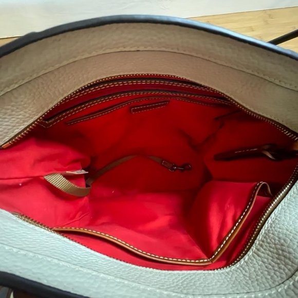 Pebble Grain Small Lexington - Picture 7 of 9